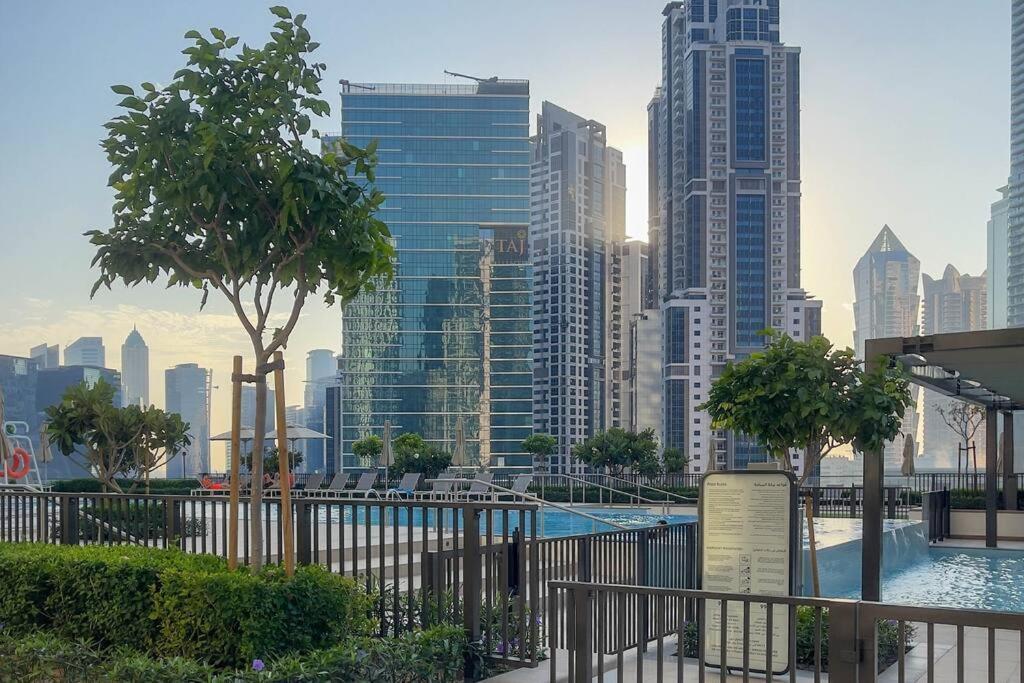 Apartment Jaw Dropping Burj Khalifa View 3 Min To Mall Dubai