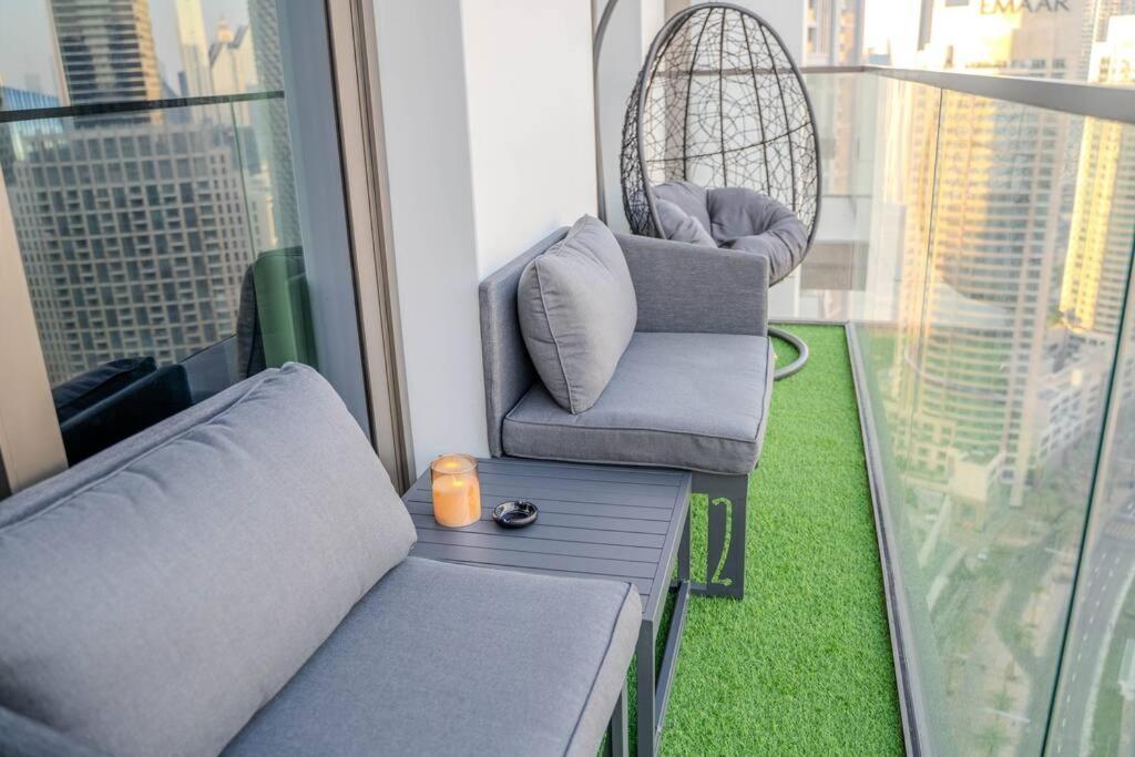 Jaw Dropping Burj Khalifa View 3 Min To Mall Apartment Dubai