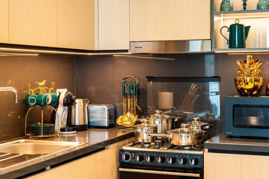 Apartment Jaw Dropping Burj Khalifa View 3 Min To Mall