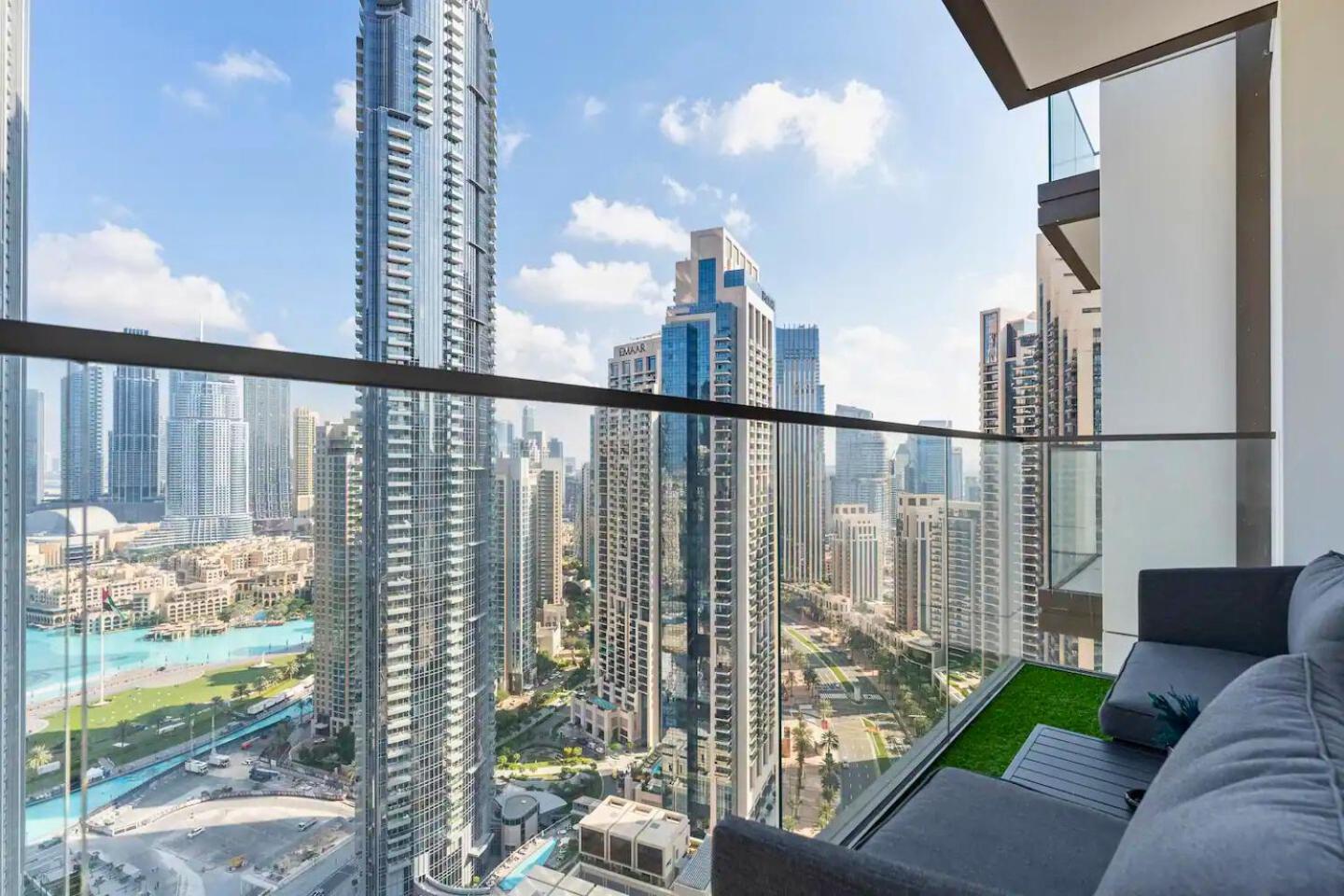 Jaw Dropping Burj Khalifa View 3 Min To Mall * Dubai